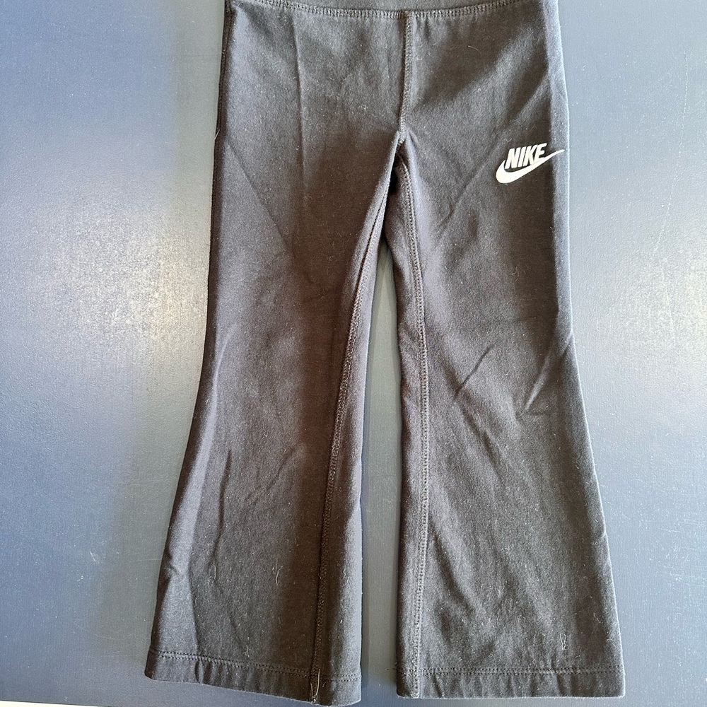 Nike Kids Black Bottoms